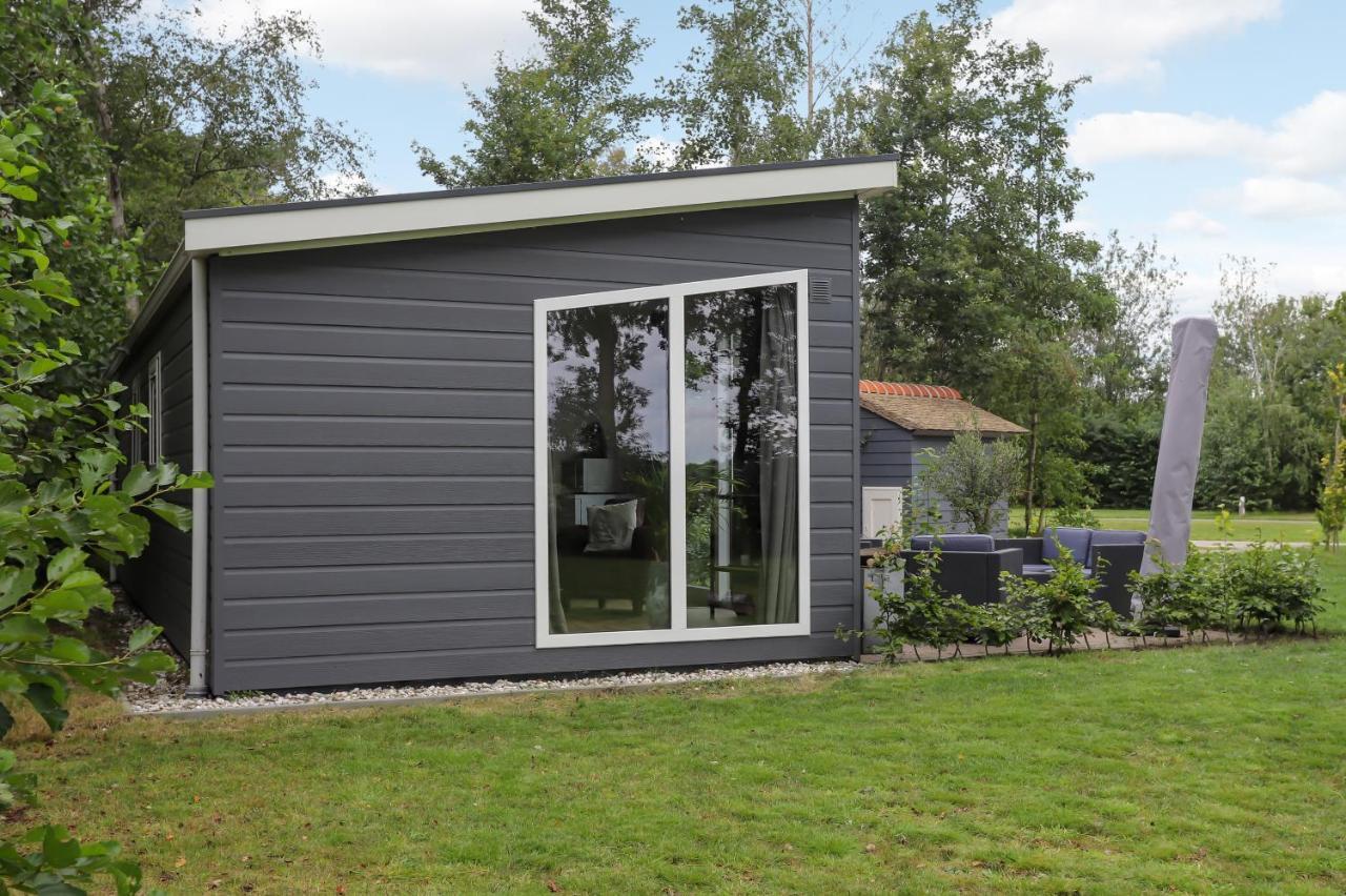 Landelijk Chalet 87 Oosterwolde  Kültér fotó